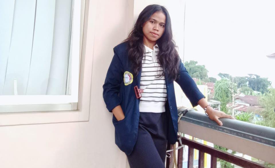 Astuti Manut, Mahasiswa STIPAS Ruteng