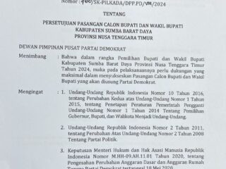 AHY Serahkan Langsung SK B1.KWK kepada Paket AMAN untuk Pilkada SBD 2024