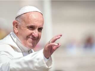 Kunjungan Paus Fransiskus ke Indonesia: Tarian Liturgi dalam Sorotan Perayaan Ekaristi