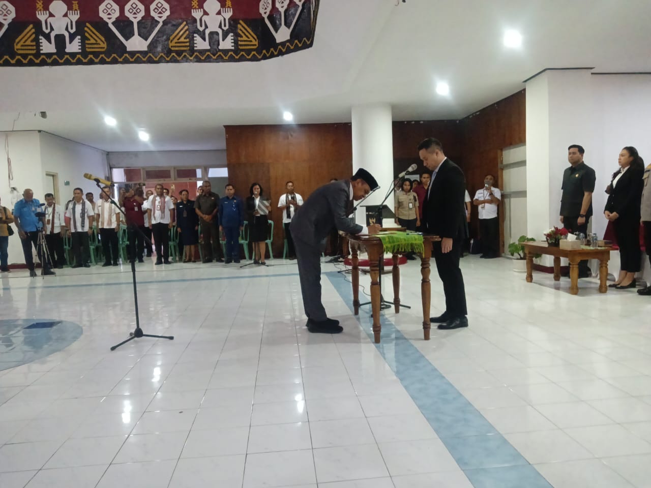 Wali Kota Kupang Melantik Ignasius Lega sebagai PJ Wali Kota Kupang