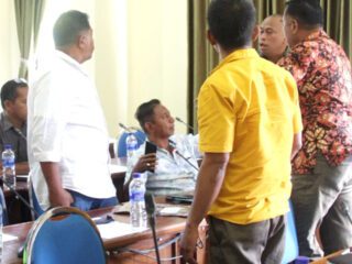 Adu Jotos di Rapat DPRD Sumba Barat Daya: Dugaan Rekomendasi Siluman Seleksi PPPK