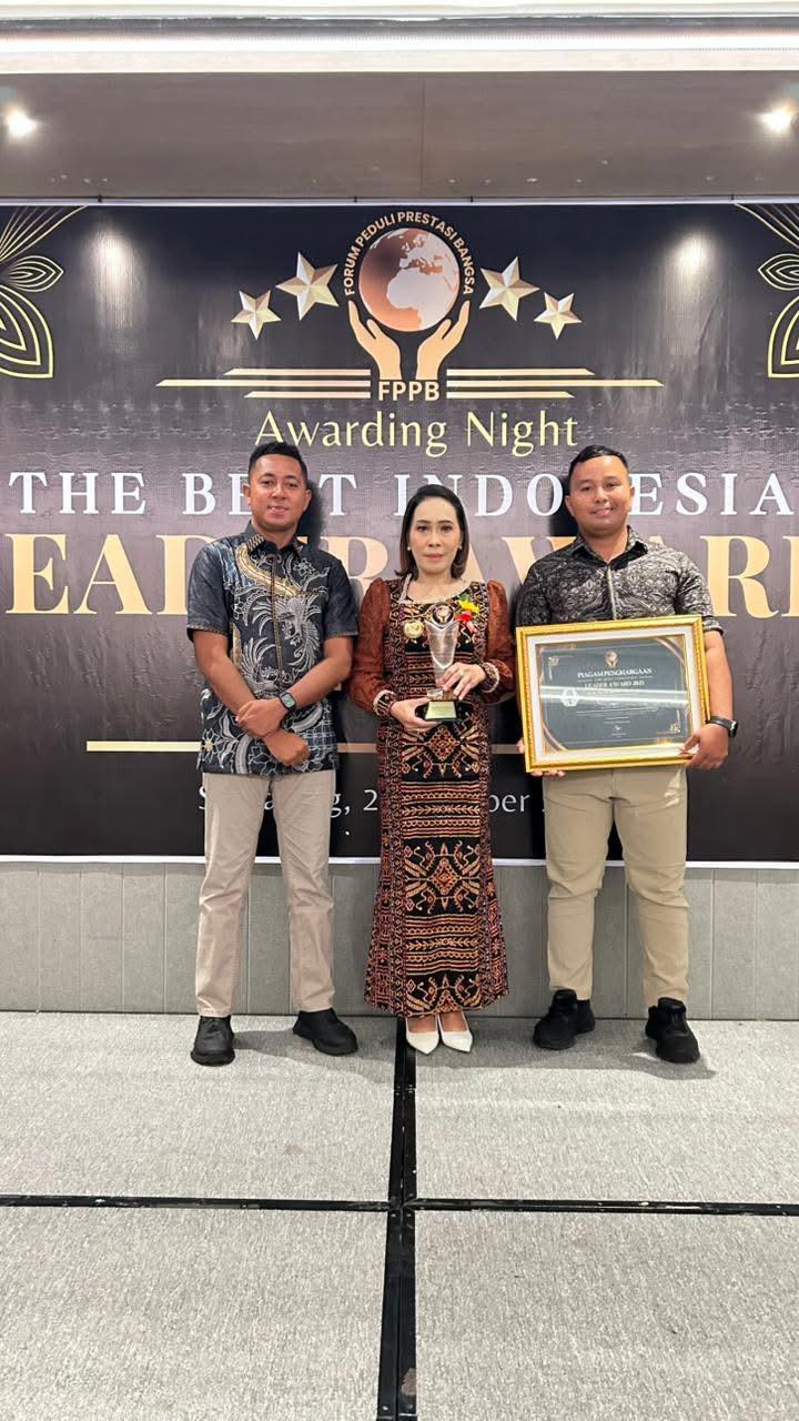 Bupati Sumba Barat Daya Terima Penghargaan The Best Indonesia Leader Award 2025 di Semarang