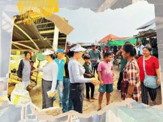 Bupati Sumba Barat Daya Pimpin Kerja Bakti di Pasar Omba Komi Dorong Kesadaran Kolektif Jaga Kebersihan Ruang Publik