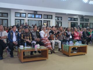 Gubernur Melki saat Perayaan Natal Nasional, "Memuliakan Tuhan berarti Merawat Kehidupan"