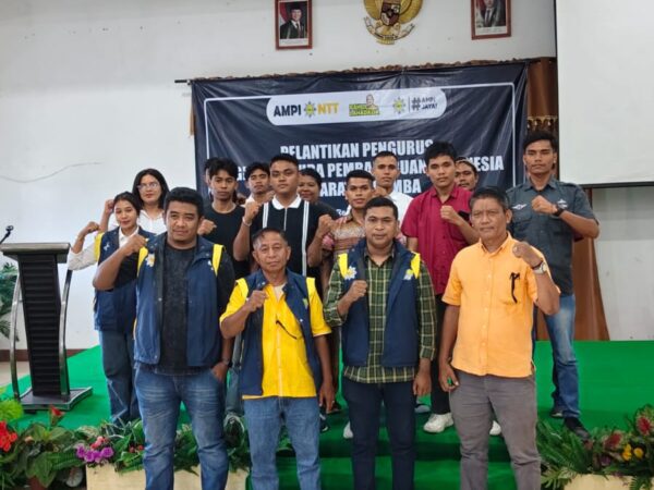 Musda dan Pelantikan Pengurus Golkar Se Sumba sekaligus AMPI, Anton Mahemba Sebut Perkuat Konsolidasi