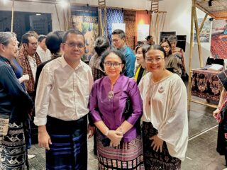 Gubernur Melki: Tenun NTT Simbol Identitas Budaya dan Kekuatan Ekonomi yang Harus Diwariskan