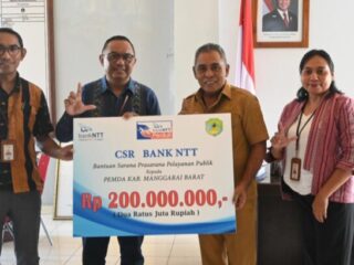 Bank NTT Labuan Bajo Salurkan CSR Rp200 Juta untuk Warga Terdampak Gempa dan Pelayanan Publik